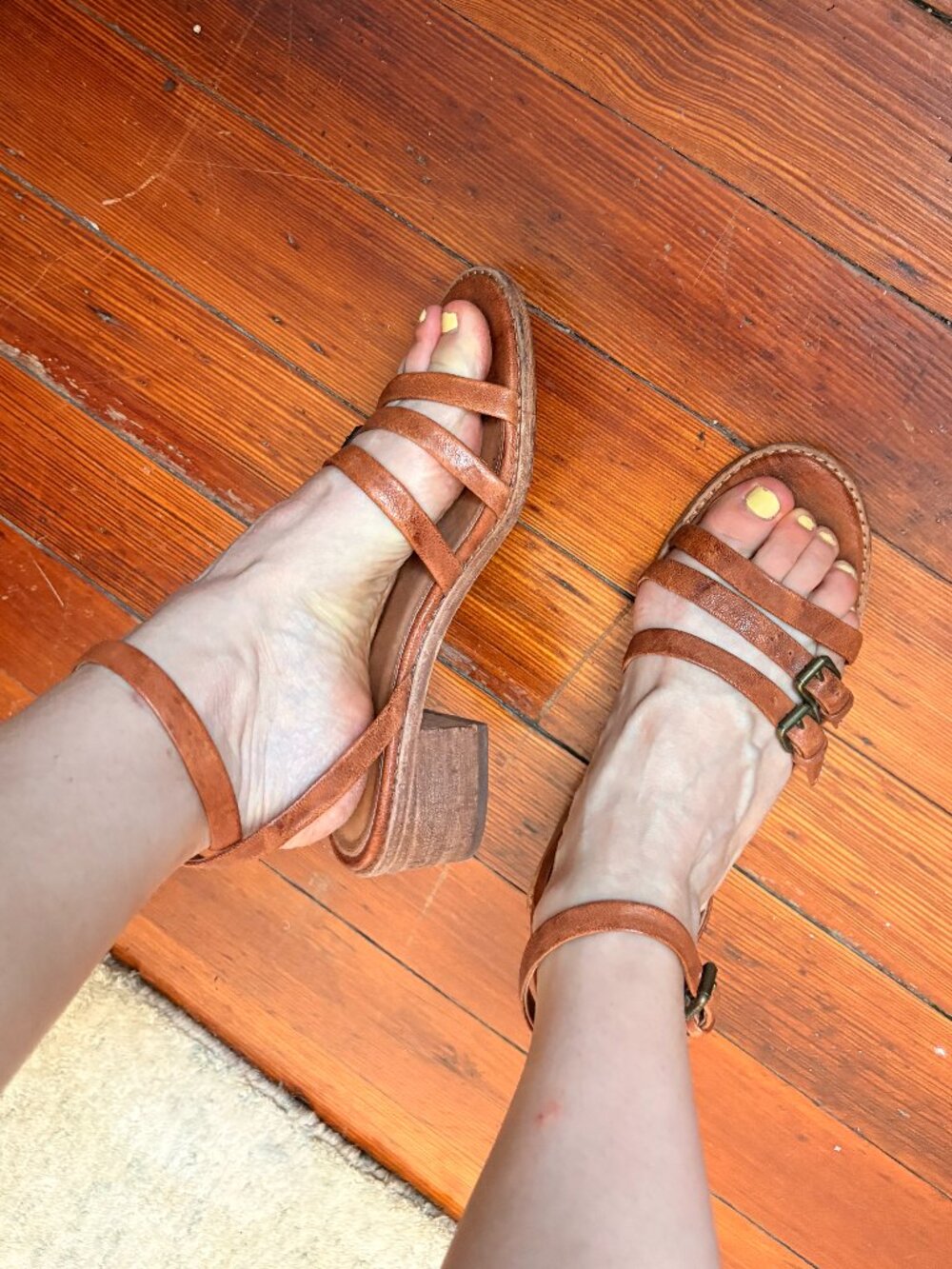 Frye Brown/Red Leather Block Heel Sandals 7.5 Womens